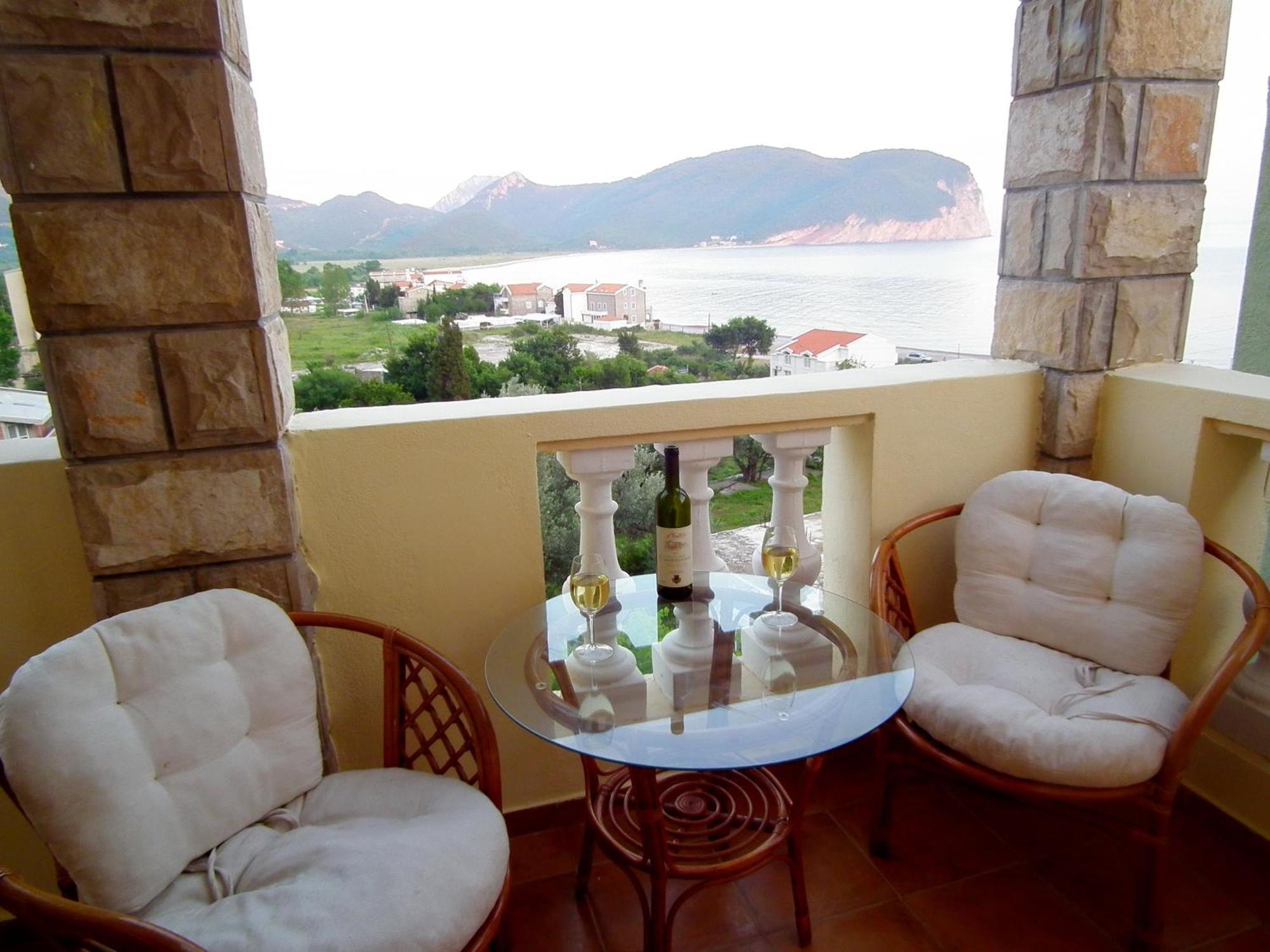 Castellamare Residence Petrovac エクステリア 写真