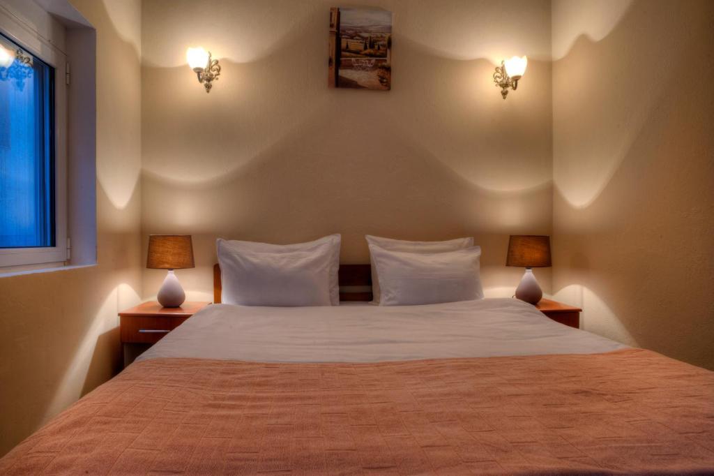 Castellamare Residence Petrovac エクステリア 写真