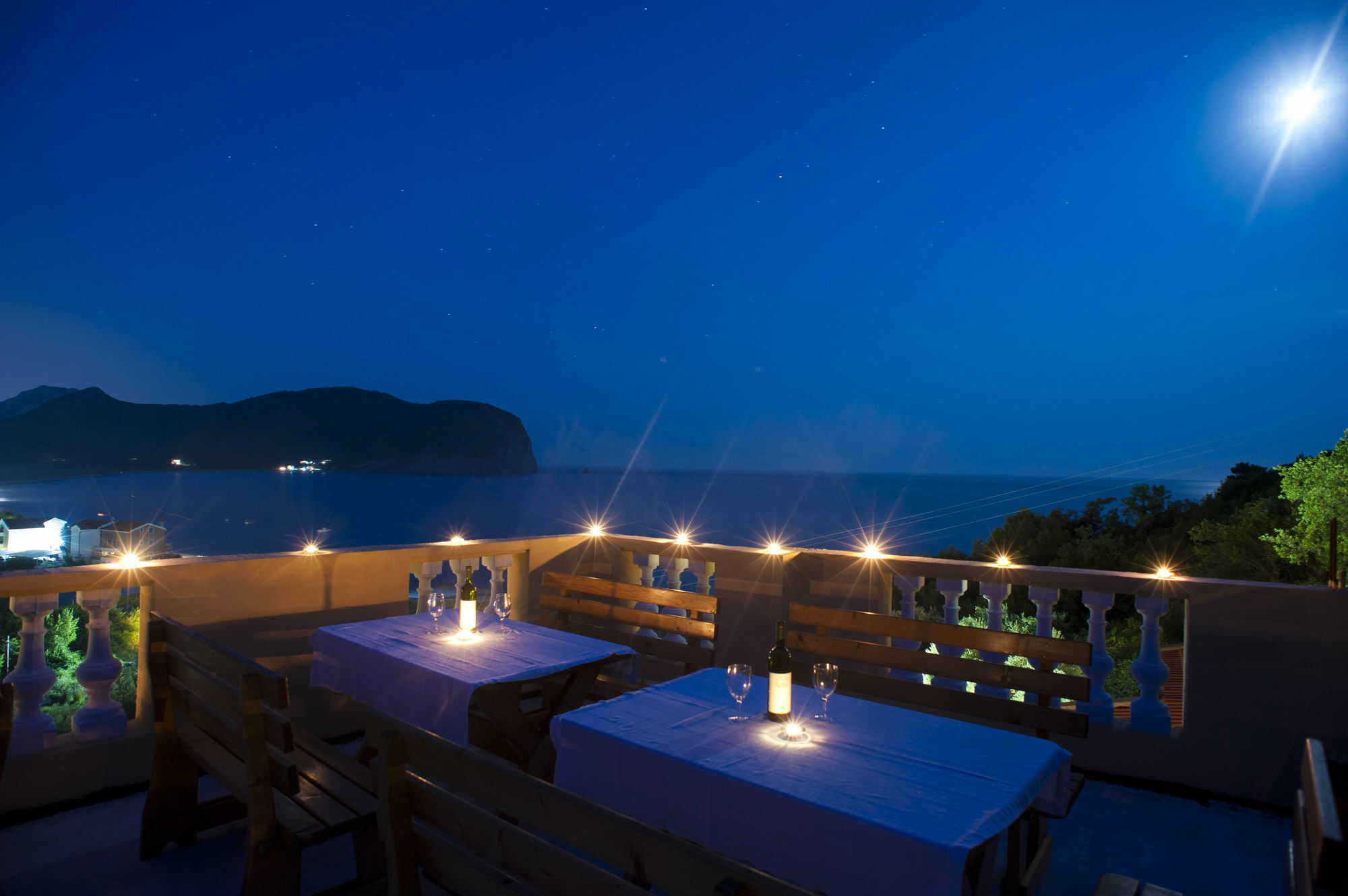 Castellamare Residence Petrovac エクステリア 写真