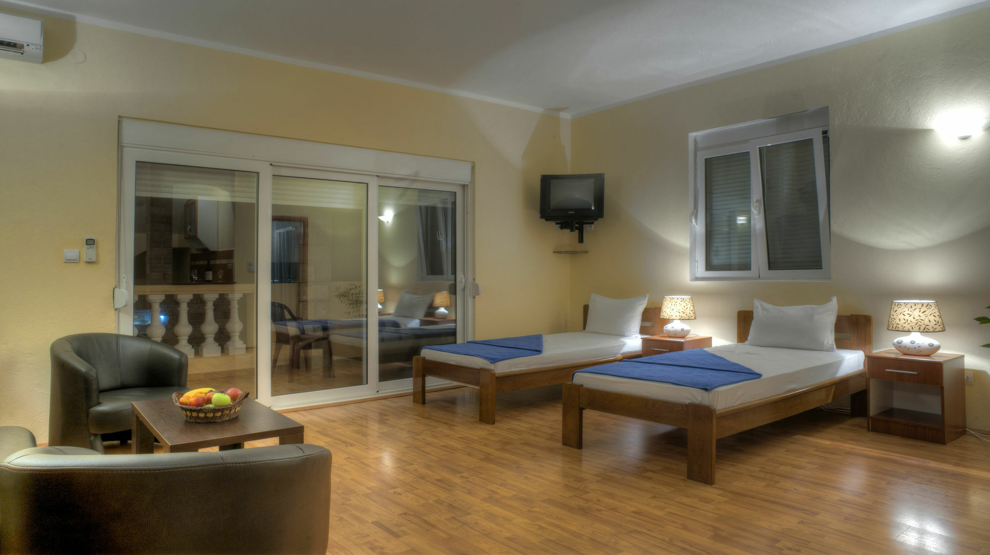 Castellamare Residence Petrovac エクステリア 写真